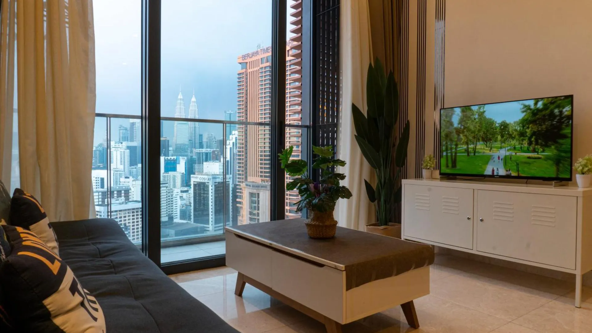 Harmony Luxury Suites At Lucentia Bukit Bintang City Center Kuala Lumpur Apartment