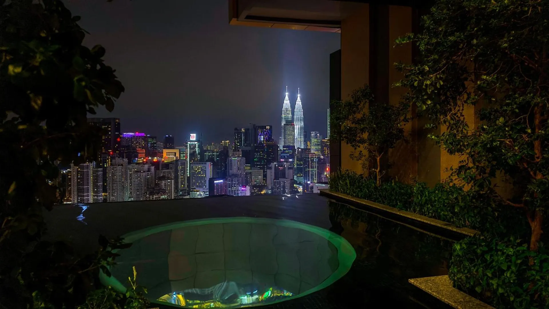 Harmony Luxury Suites At Lucentia Bukit Bintang City Center Kuala Lumpur