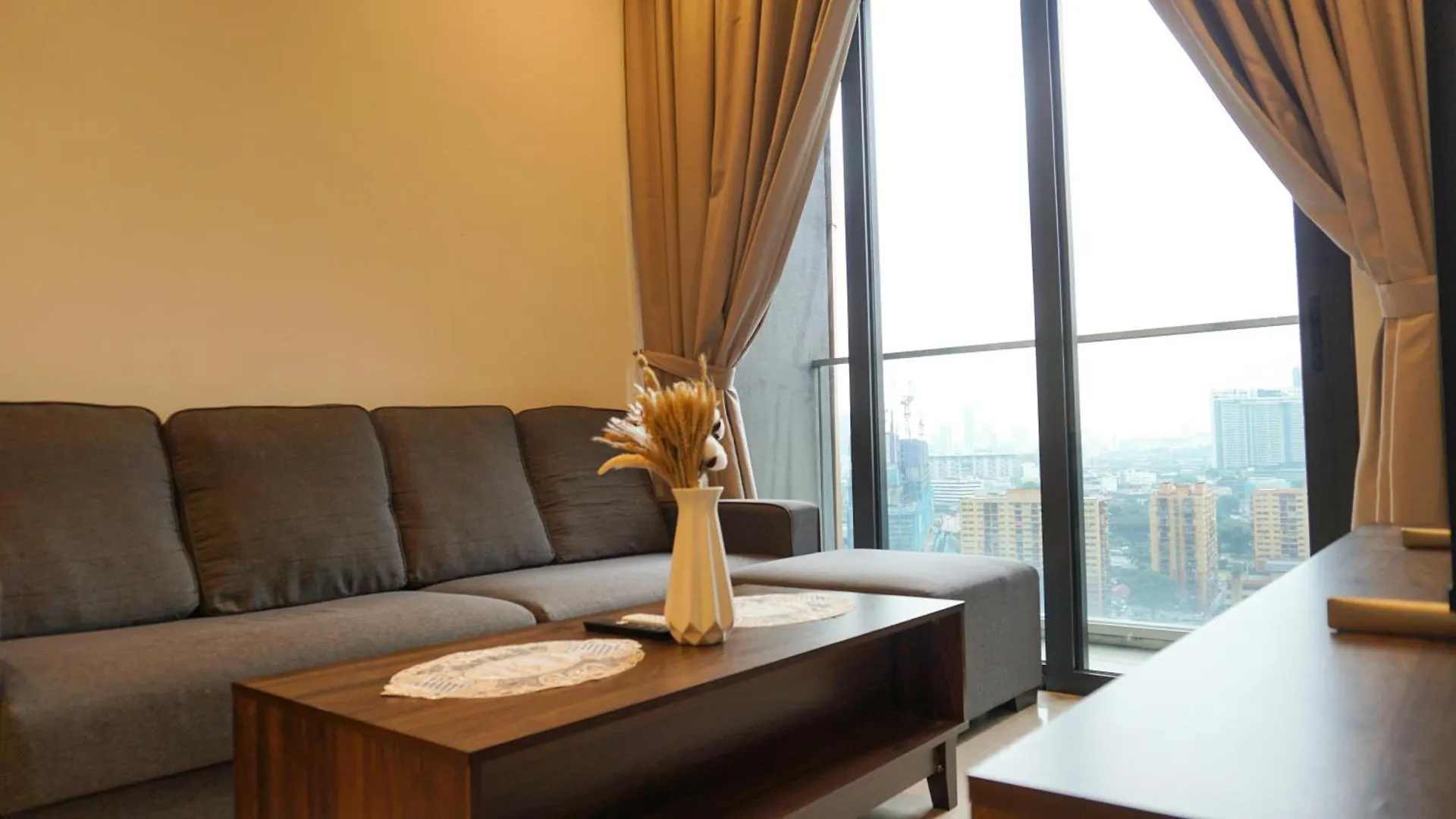 Harmony Luxury Suites At Lucentia Bukit Bintang City Center Kuala Lumpur